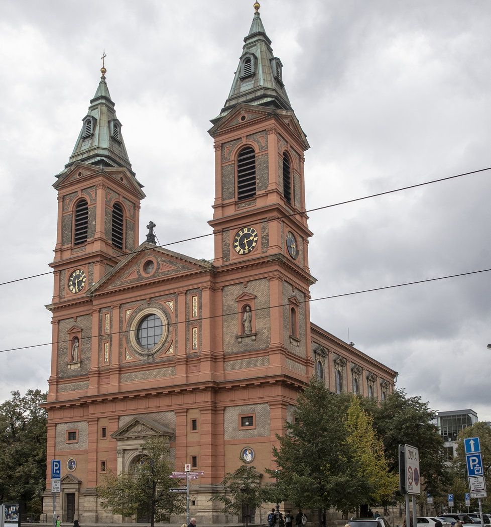 Kostel sv. Václava na Smíchově, kam Karel Gott chodil