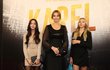 Premiéra filmu Karel: Ivana Gottová s dcerami Charlotte a Nelly