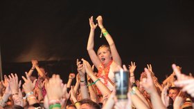 Jaký bude letošní program festivalu Rock for People a jak se na festival nejsnáze dostanete