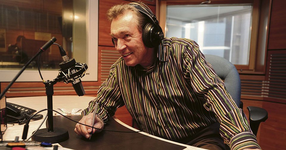 Karel Gott na vlastní žádost ukončil po čtyřech letech svůj rozhlasový pořad.