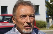 Karel Gott (77): Strach o přítele! Lékařský zákrok v krku