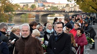 Rozloučení s Karlem Gottem: na Žofíně se očekává až 300 tisíc lidí 