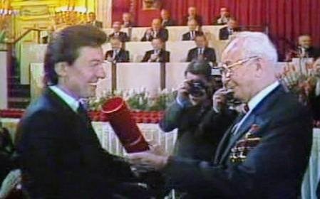 Karel Gott s Gustávem Husákem