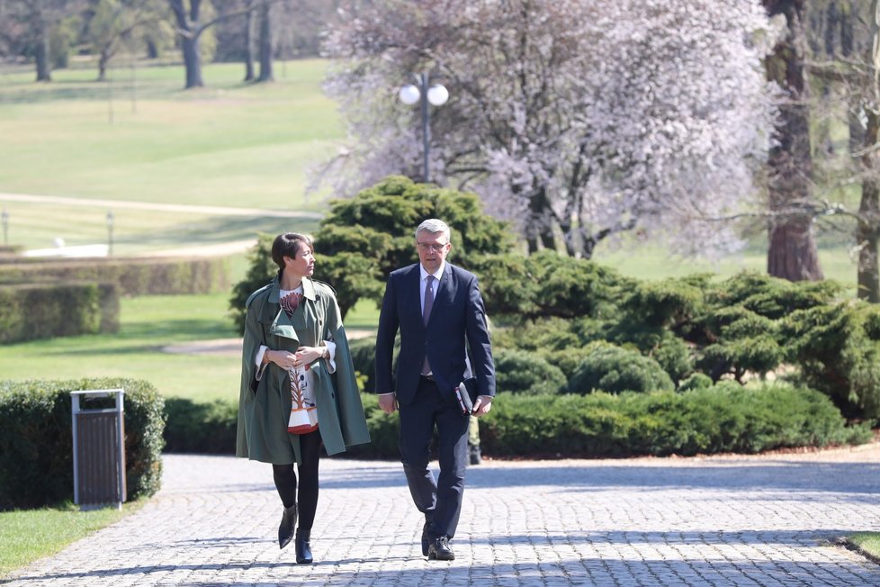 Prezident Zeman přijal v Lánech Karla Havlíčka.(15.4.2019)