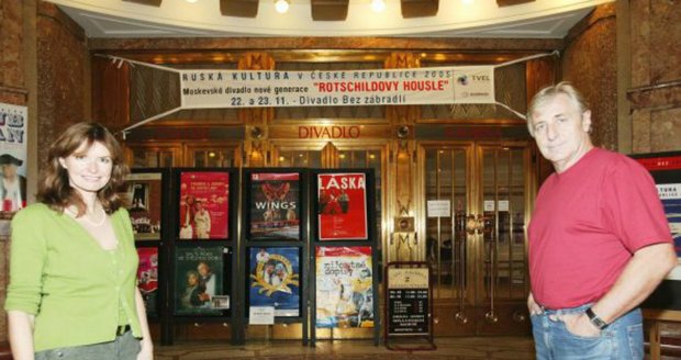 2005: Manželé Heřmánkovi vybudovali divadlo od píky.