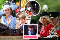 Střípky z narozenin Karla III.: William na koni, Camilla v uniformě i zvědavý Louis!