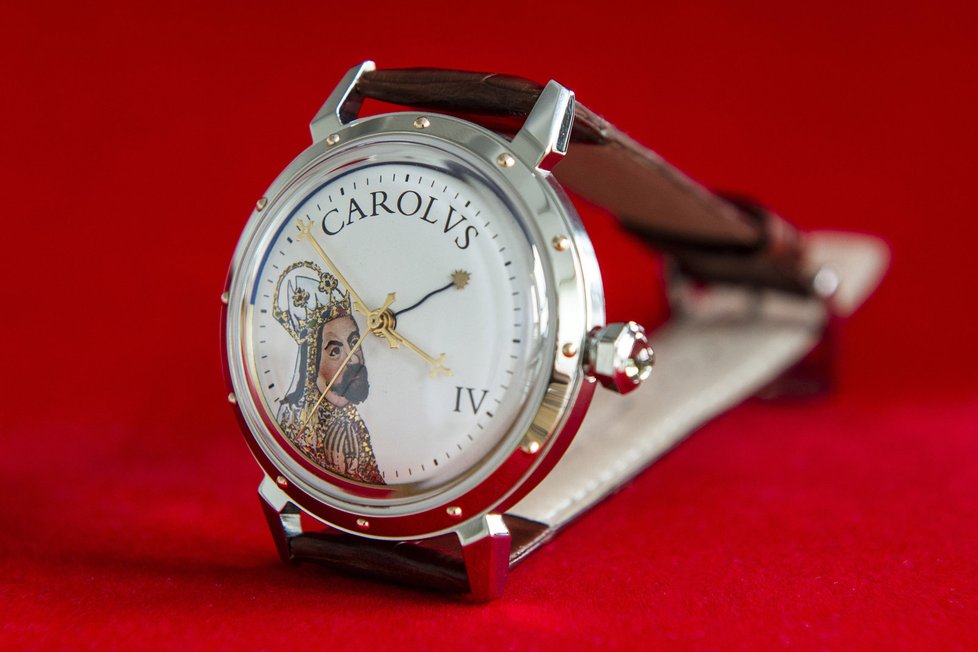 Jen sto kusů a první desítka se zlatým pouzdrem. Společnost Elton hodinářská připravila k 700. výročí narození císaře Karla IV. zvláštní sérii mechanických hodinek Prim