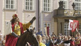 Jedny z oslav připomínajících největšího Čecha: 650. výročí korunovace Karla IV.