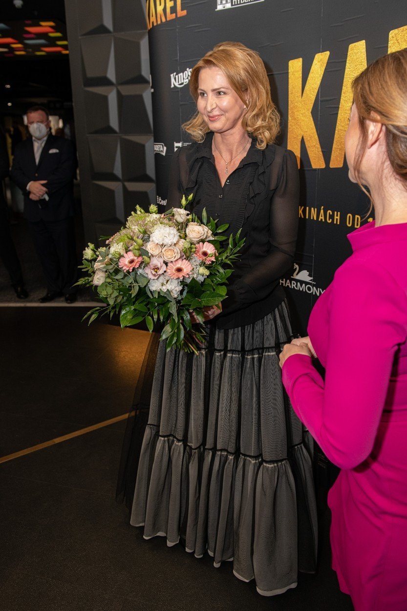 Vdova Ivana Gottová na slovenské premiéře filmu Karel.