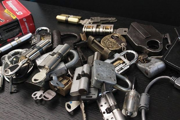 Lockpicking baví Čechy jako sport.