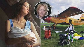 Druhá žena miliardáře Janečka Lilia: 14 dní po porodu vyskočila z letadla!