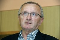 Skutek šéfky komunistů Konečné: Po krátké a těžké nemoci zemřel její otec Karel (†77)