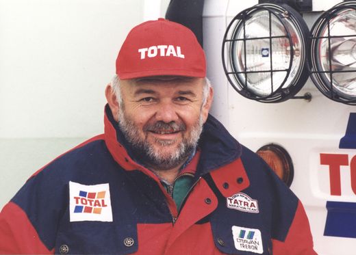 Karel Loprais utkvěl v paměti také svými hláškami. Karel Loprais utkvěl v paměti také svými hláškami.