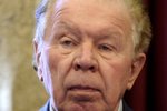 Ve věku 83 let zemřel v pátek po vážných zdravotních problémech legendární rozhlasový reportér Karel Malina