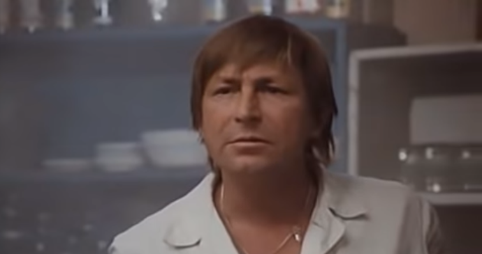 Karel Novák ve filmu Jáchyme, hoď ho do stroje!