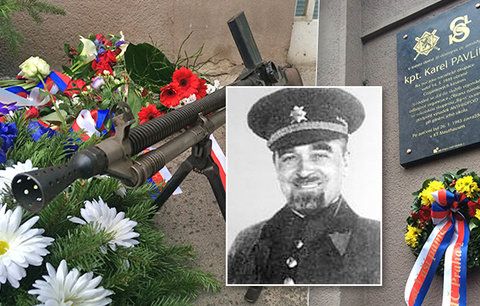 Nacistům čelil se zbraní v ruce, život položil za svobodu: Karel Pavlík (†42) má teď v Praze pamětní desku