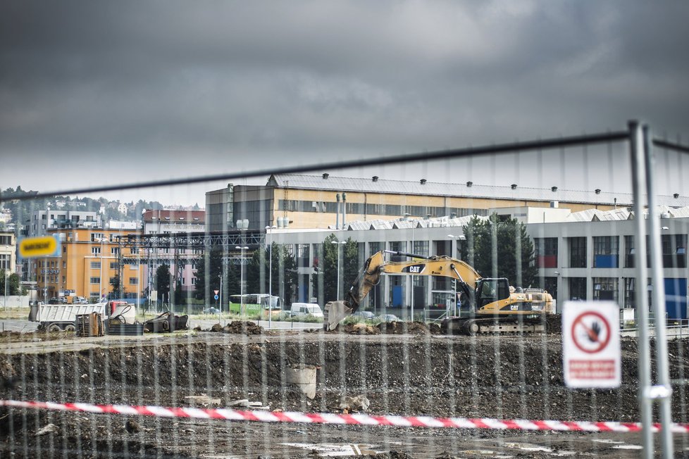 Společnost Kaprain investora Karla Pražáka chystá výstavbu kancelářské budovy u O2 areny v Praze 9.