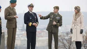 Řehka vítal v Praze šéfa Vojenského výboru NATO: Rusko nesmí uspět, Ukrajinu musíme podporovat dál