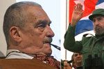 Exministr zahraničí Karel Schwarzenberg (TOP 09) považuje Fidela Castra za legendu. Připomíná ale i jeho stinnou stránku a historku, jak byl z Kuby vyhoštěn.