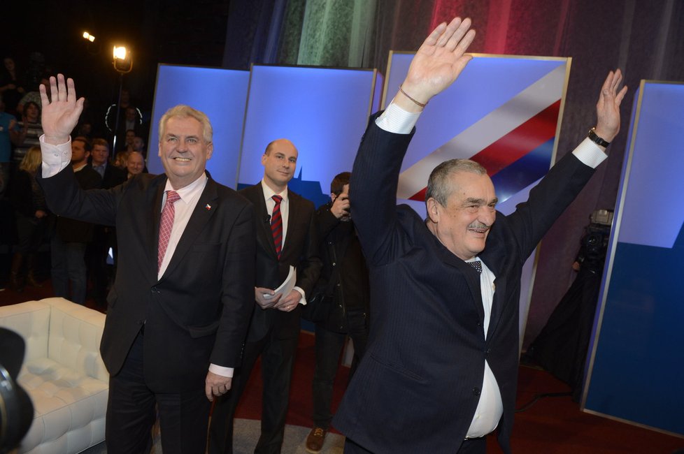 Karel Schwarzenberg a Miloš Zeman v době duelů během prezidentské volby