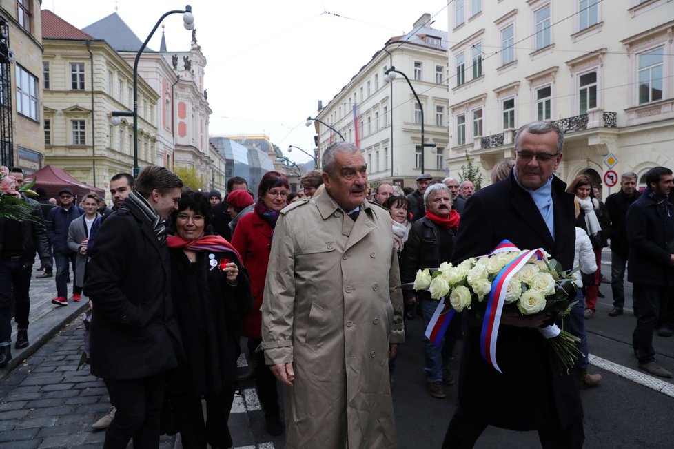 Karel Schwarzenberg a Miroslav Kalousek (oba TOP 09), 17. listopad 2017