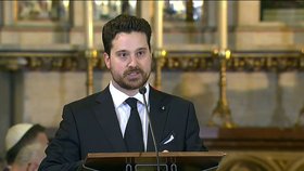 Synovec Ferdinand při čtení evangelia na rozloučení s Karlem Schwarzenbergem (9. 11. 2023)