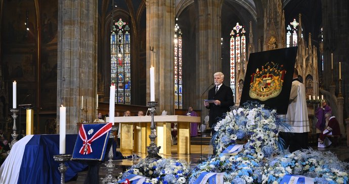 PŘÍMÝ PŘENOS pohřbu Schwarzenberga: Miloval svoji vlast a bude této zemi chybět, říkal Pavel