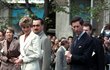 Princ Charles a princezna Diana navštívili v květnu roku 1991 Prahu. Setkali se i s tehdejším kancléřem Karlem Schwarzenbergem. Princ Charles a princezna Diana navštívili v květnu roku 1991 Prahu. Setkali se i s tehdejším kancléřem Karlem Schwarzenbergem.