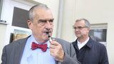 „Nechci ochranu před návykovými látkami.“ Schwarzenberg tepal protikuřácký zákon