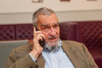 Rozloučení s Karlem Schwarzenbergem (†85) ve sv. Vítu? Rozhodne rodina. Pohřbít si přál na milovaném místě
