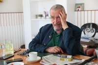 Karel Schwarzenberg je znovu v nemocnici: Blesku řekl, co ho trápí. A pochválil zdravotníky