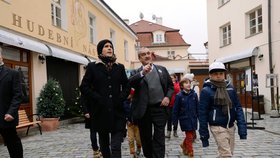 Schwarzenberg ukázal potomkům krásy hlavního města.