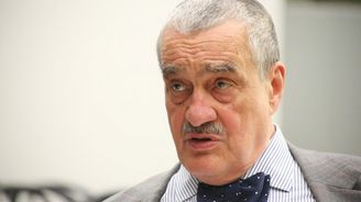 Je to hnus, řekl Schwarzenberg o Klausově výzvě proti imigraci