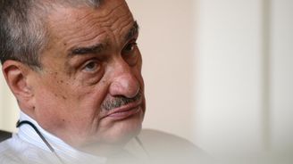 Schwarzenberg chce Sýrii pomoci, ale ne skrze intervenci