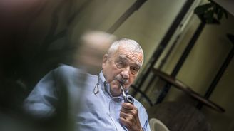 Všichni proti Babišovi? ČSSD i ODS s ním budou ochotny jít do vlády, říká Schwarzenberg