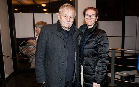 Karel Šíp s manželkou Ivou v Divadle Semafor