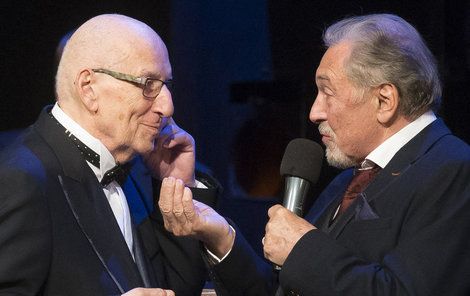 2017 V Divadle Hybernia měl Karel Štědrý koncert k osmdesátinám, Karel Gott mu zazpíval.