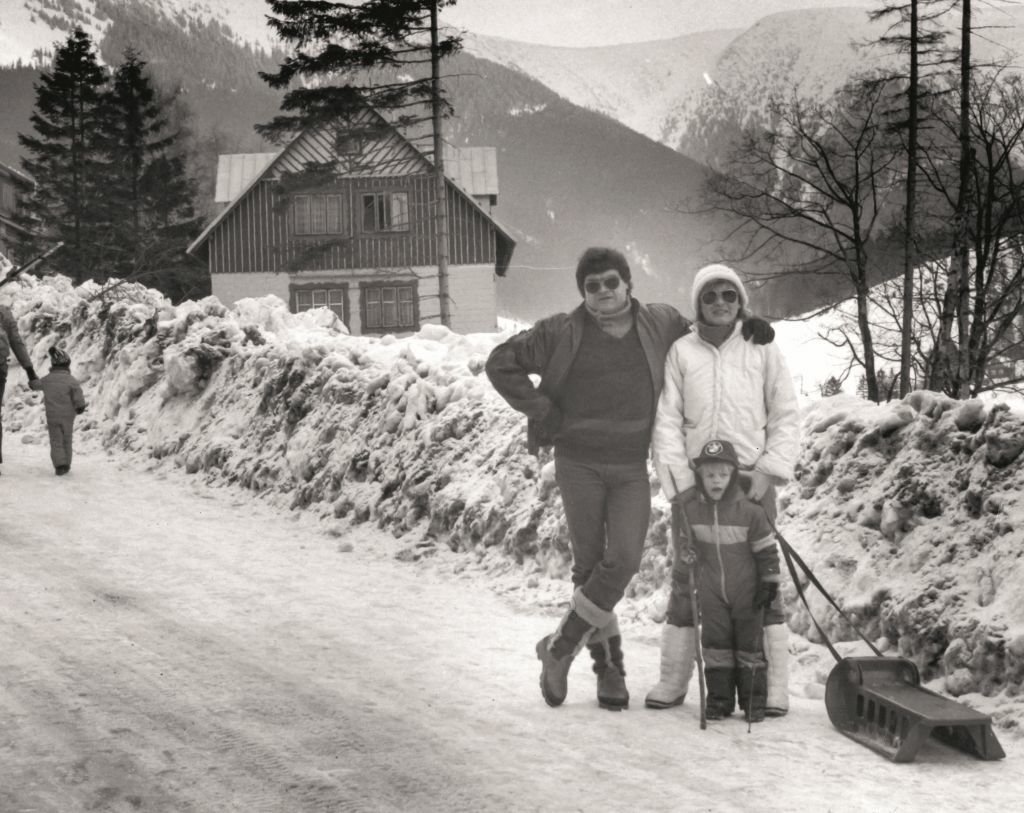 Karel Svoboda s rodinou v Krkonoších