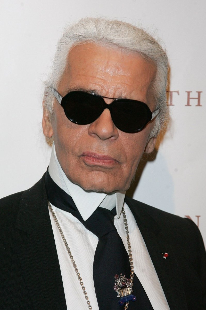 Karl Lagerfeld je špička v módě