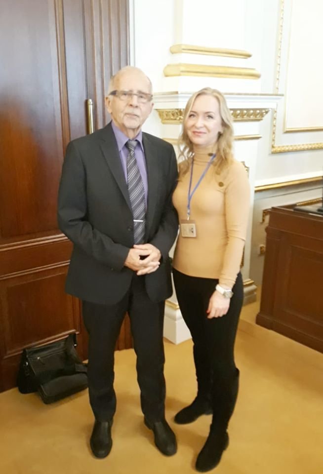 Poslankyně SPD Karla Maříková a ombudsman Stanislav Křeček