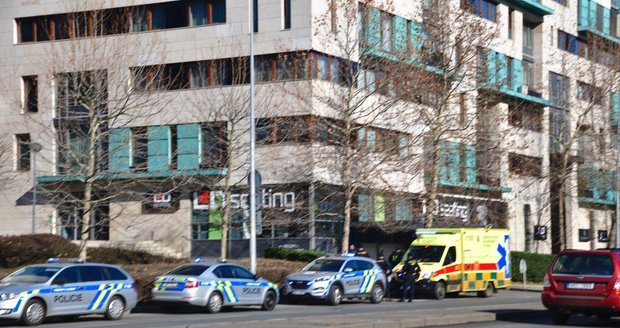 Policie navrhla obžalovat střelce z restaurace v Zubří ze zabití. (Ilustrační foto)
