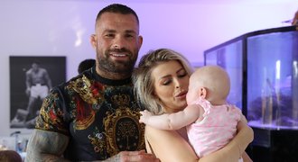 Lela Ceterová a Karlos Vémola se rozešli! Nevěra, diamanty od milence a dvě facky Lela Ceterová a Karlos Vémola se rozešli! Nevěra, diamanty od milence a dvě facky