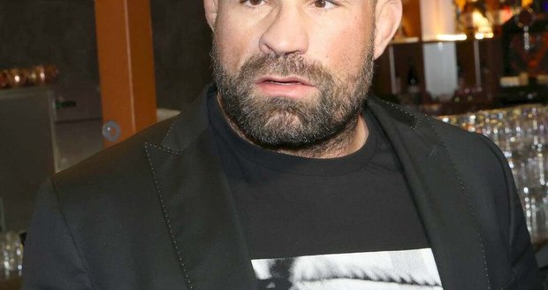 Carlos Vemola Carlos Vemola