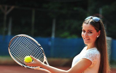 Tereza Chlebovská na tenisovém turnaji v Karlových Varech