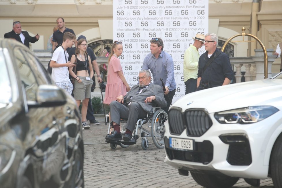 Karel Schwarzenberg na filmovém festivalu v Karlových Varech.