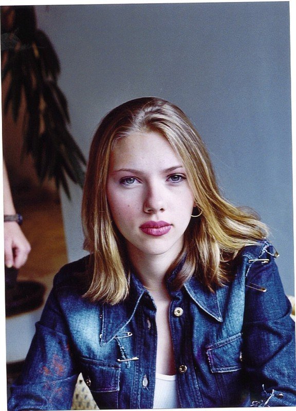 2001 - Scarlett Johansson