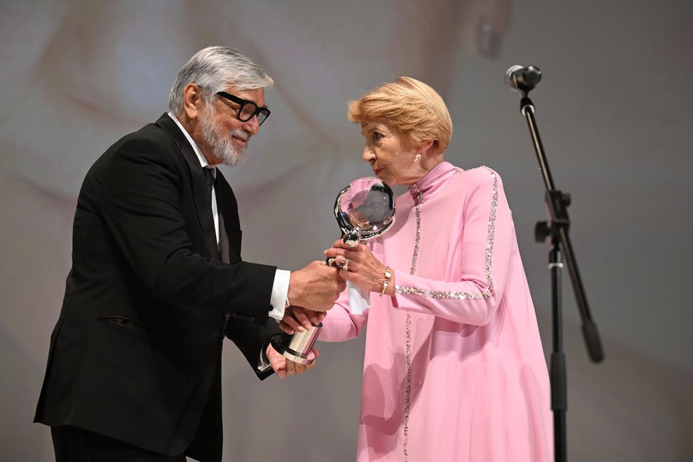 Jiří Bartoška a Daniela Kolářová. Slavnostní zakončení 57. ročníku Mezinárodního filmového festivalu Karlovy Vary