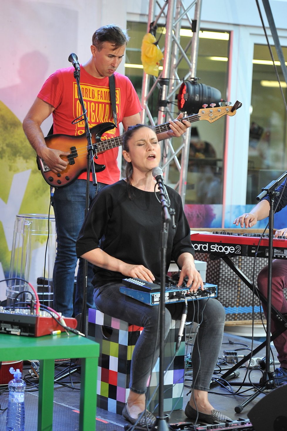 Lenka Dusilová měla v Karlových Varech koncert.