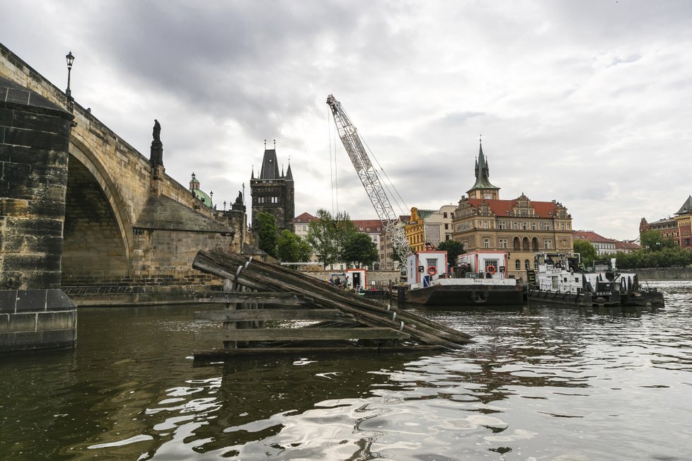 Takto vypadají nynější ledolamy. V posledních letech se jejich stav začal horšit.