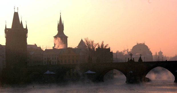 Praha je jedním z měst, kde má výskyt rakoviny plic vyšší statistiky. (ilustrační foto)